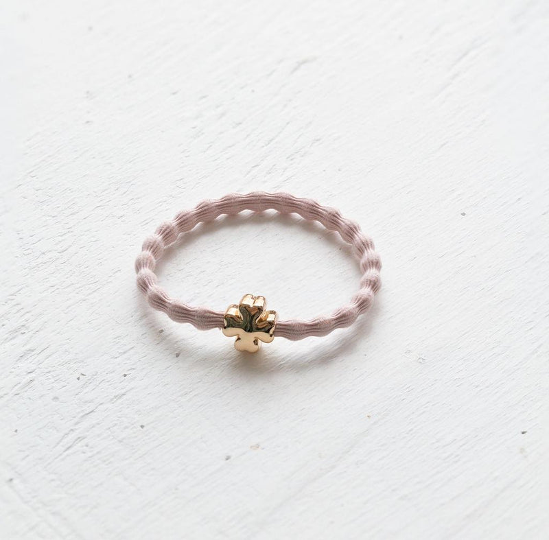 Pale Pink Gold Clover Wave Hair Tie